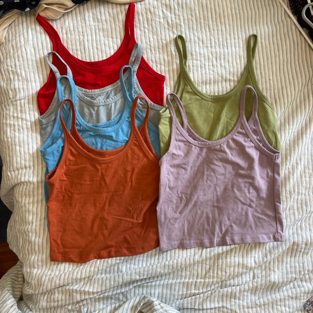 ARQ x Dazed But Amazed Fantasea Crop Tank - Picture 3 of 4